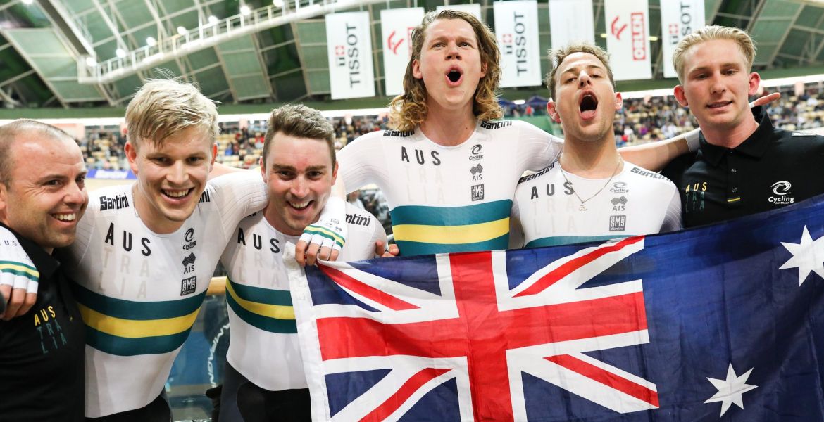 O'Brien & Co. obliterate world record hero image