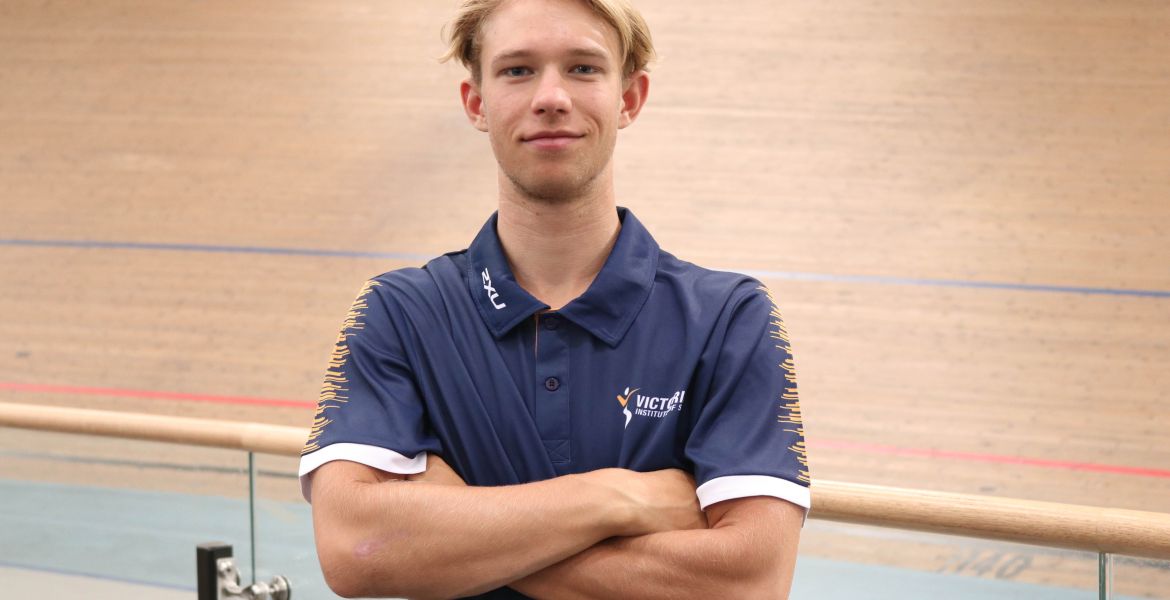 Frislie leads VIS Track Nats charge hero image