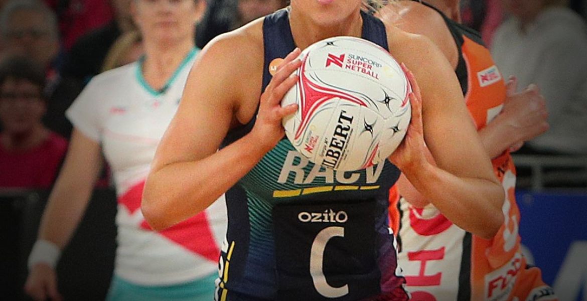 Vixens claim the battle with the Giants hero image