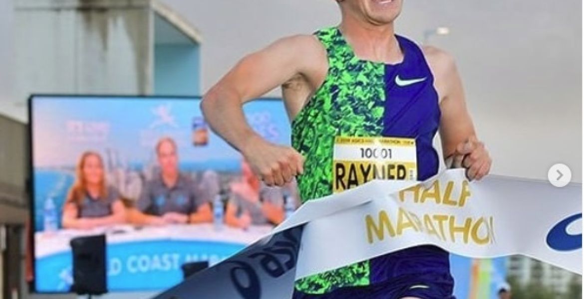 VIS runners dominate Gold Coast Half Marathon hero image