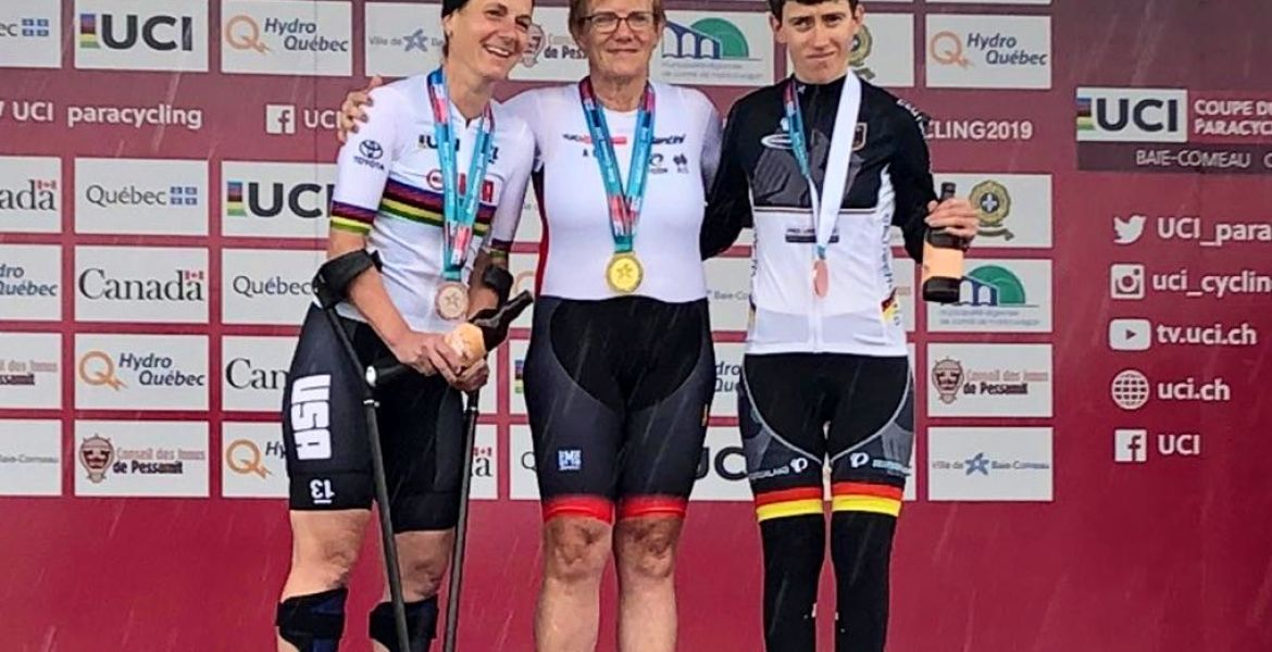 Cooke claims gold at World Cup Time Trial hero image