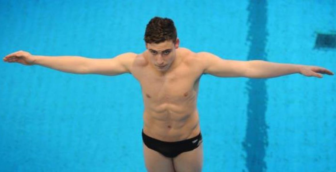 Kehagias claims shock diving medal hero image
