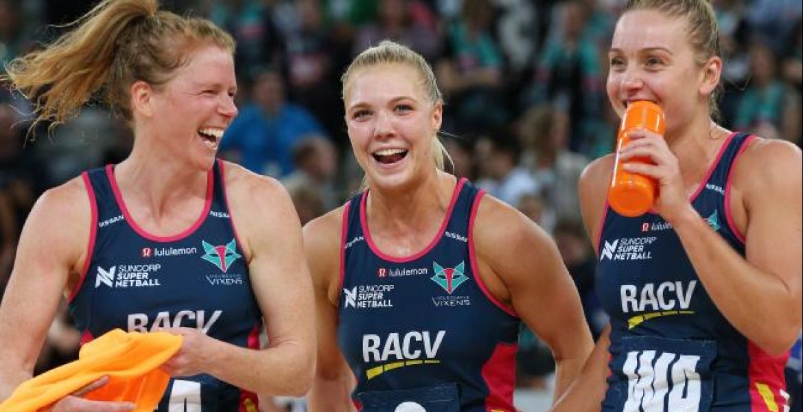 Vixens upset Magpies in season opener hero image