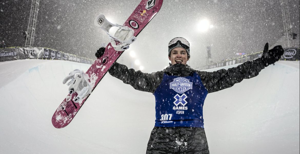 Scotty James claims halfpipe silver in Colorado hero image