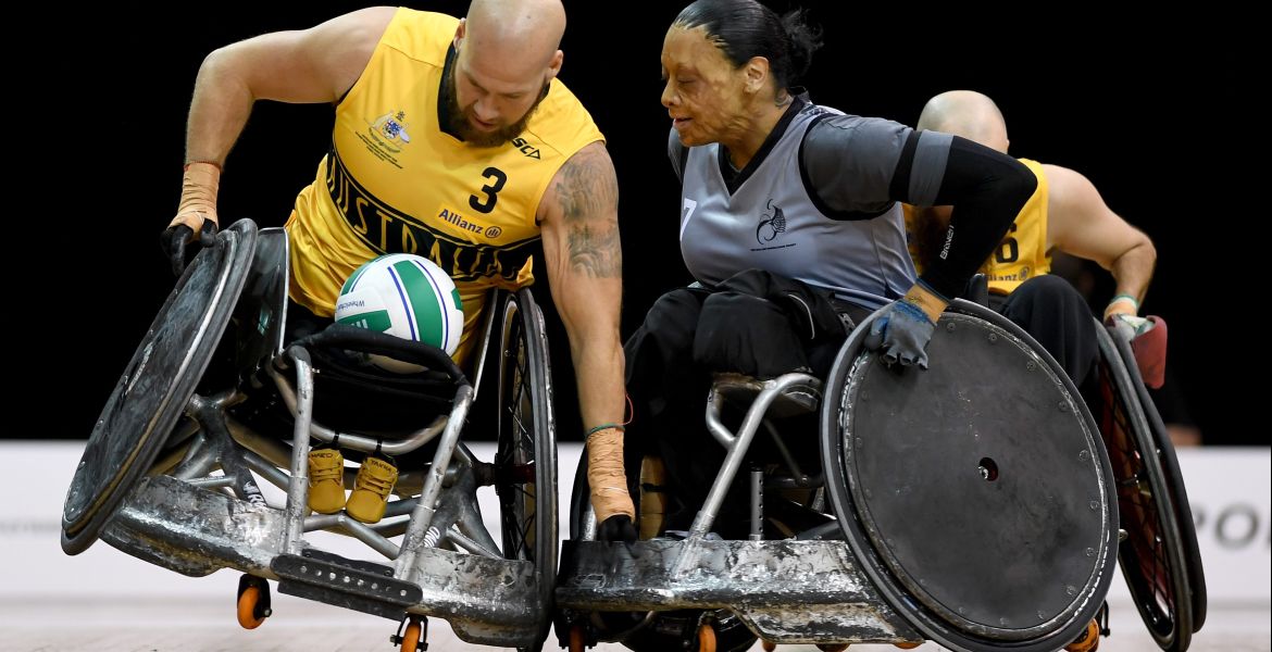 Steelers begin World Champs defence with dominant victory hero image